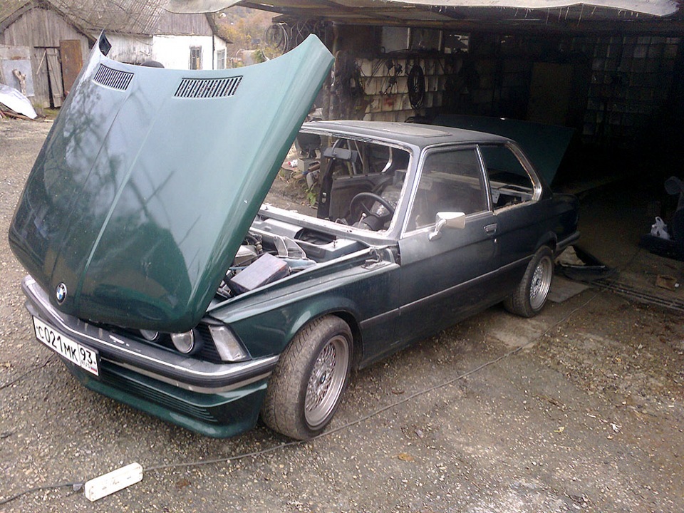 Фото в бортжурнале BMW 3 series (E21)