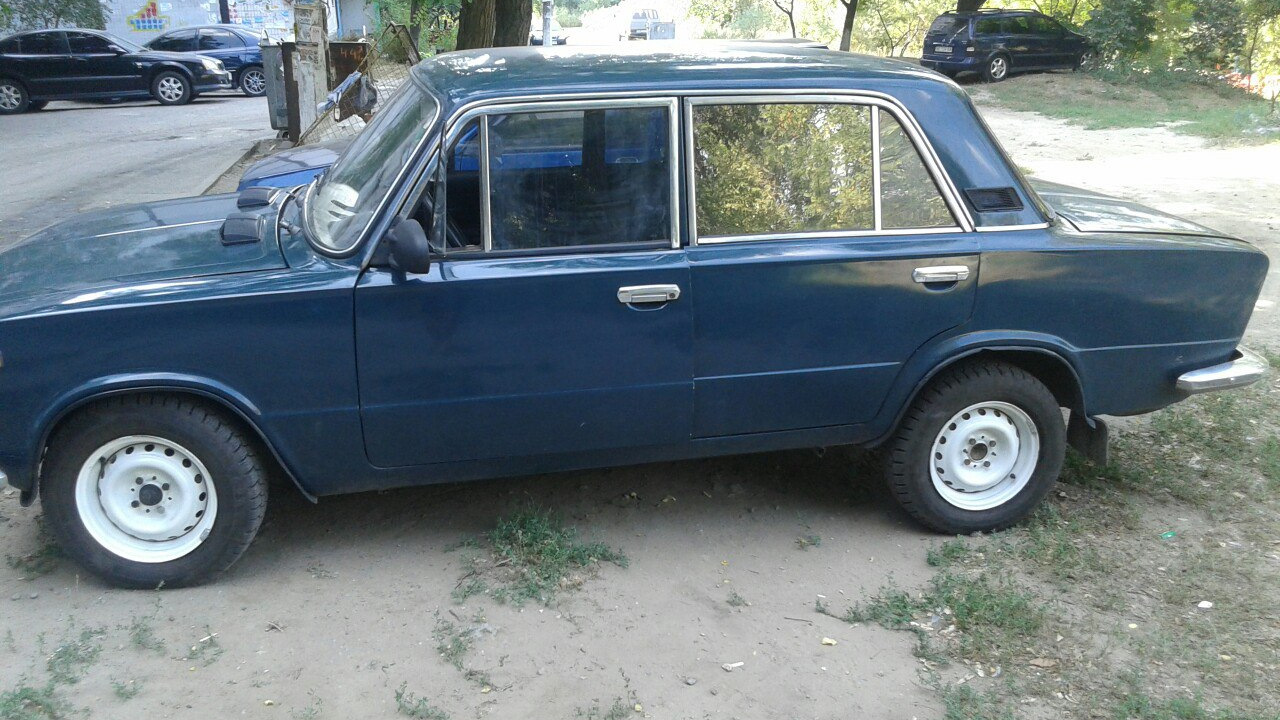 Lada 21033 1.6 бензиновый 1981 | Цвет мурена 1,6 на DRIVE2