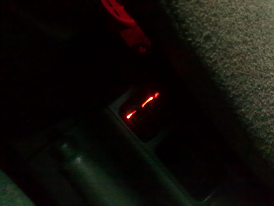 Подсветка Кнопок Стеклоподъемника — Daewoo Lanos, 1,5 л., 2007 года ...