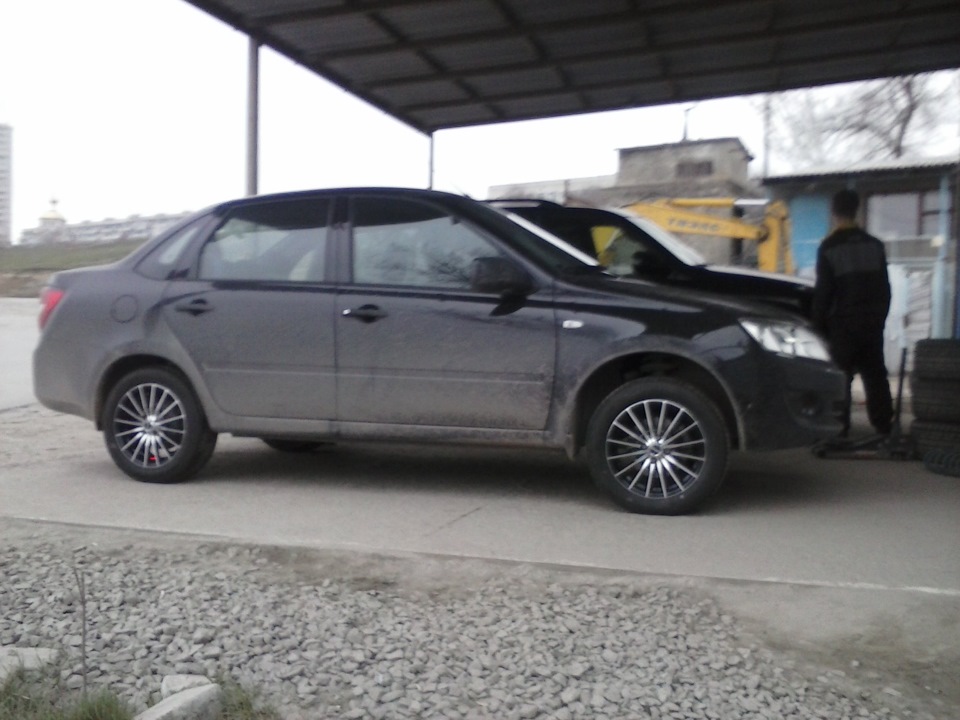 И снова колеса (окончательный вариант) — Lada Гранта (1G), 1,6 л, 2013 ...