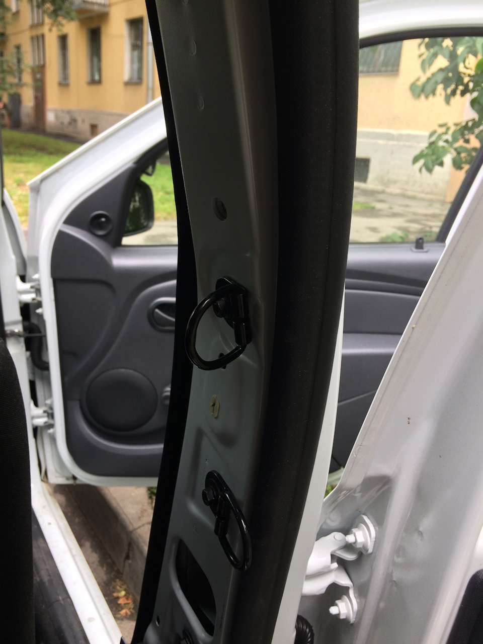 Перегородка грузового отсека Лада Ларгус Фургон — DRIVE2