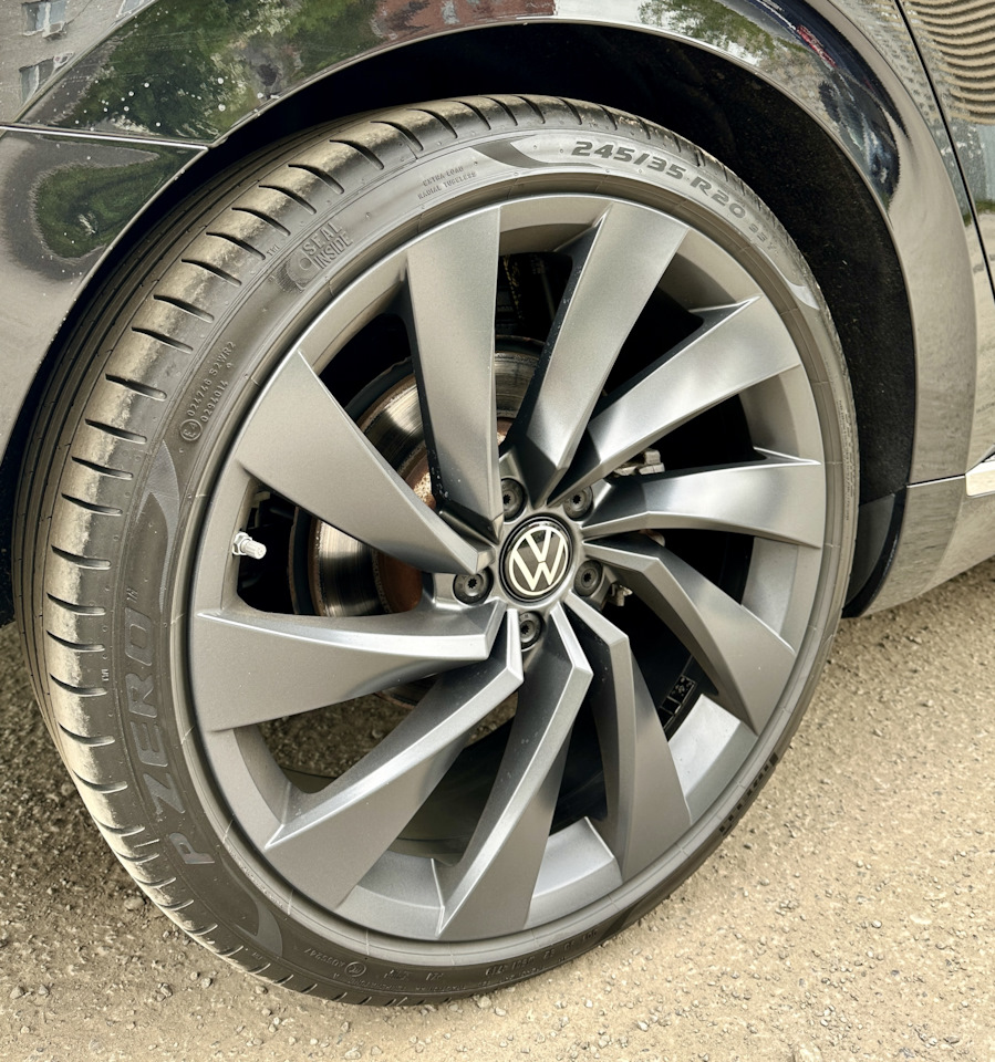 Шины летние Pirelli 245/35 R20, литые диски Borbet 8Jx20 ET40 5x112 на  Volkswagen Arteon. Б/у | 189 000 ₽ в городе Ростов-на-Дону | DRIVE2