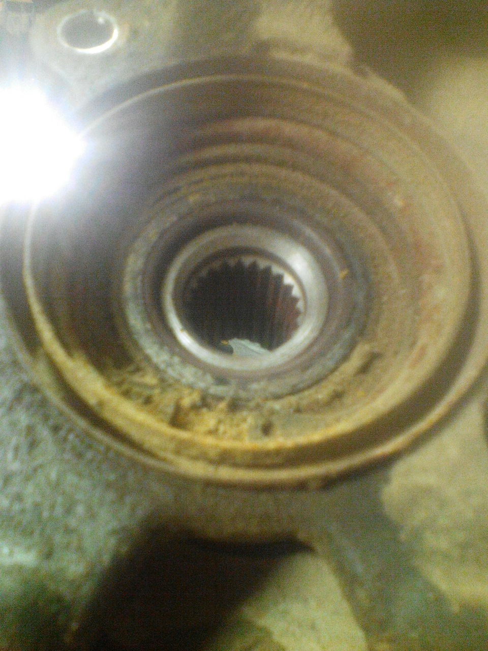 128) Сток подвеска и подшипники ступицы перед — Lada Гранта, 1,6 л ...