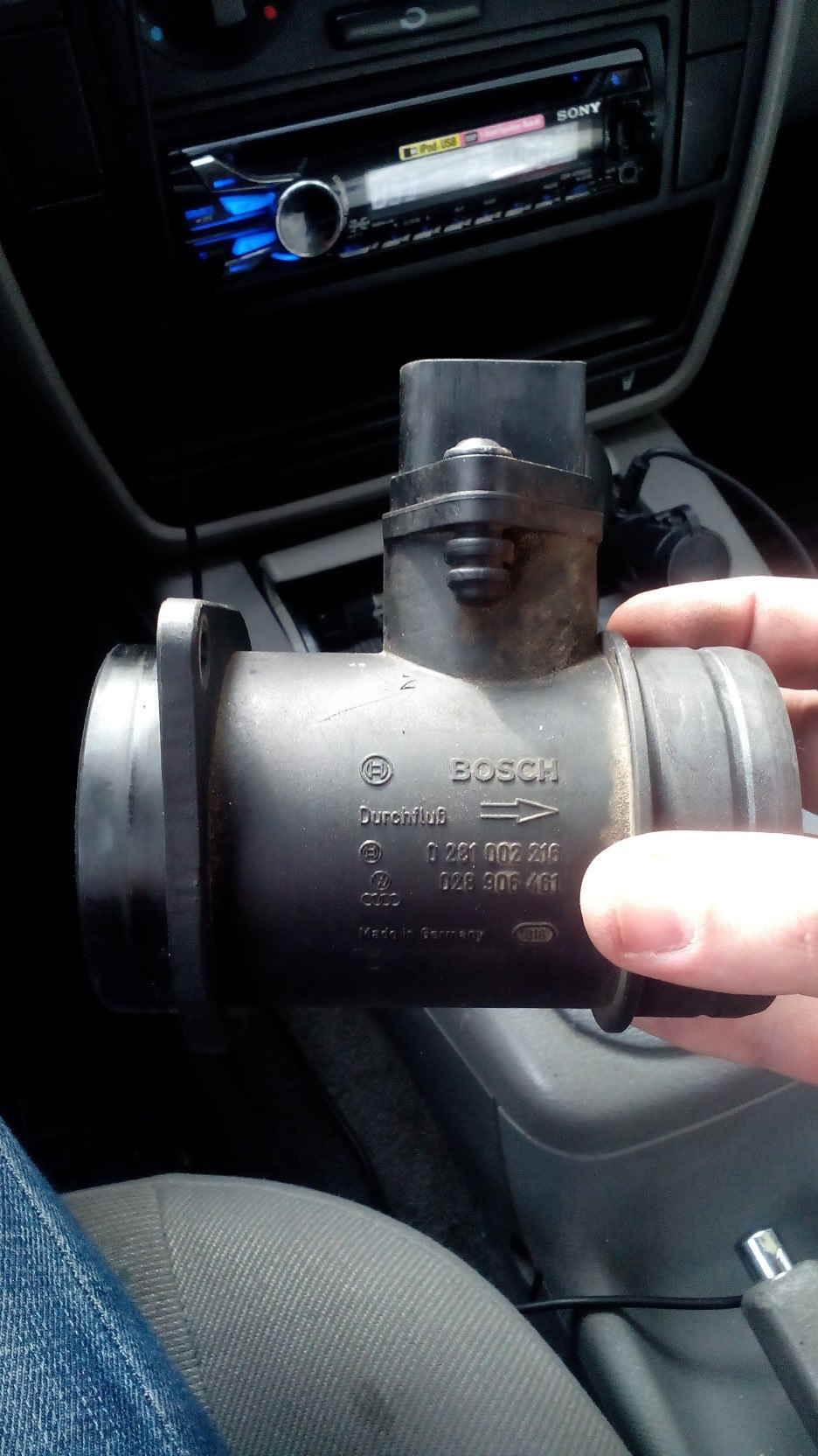 Счётчик воды в частном доме. Счетчик воды в квартире. Монтаж счетчика. Как заменить расходомер. Как заменить расходомер.