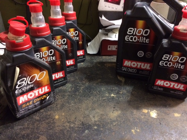 Eco lite 0w 20. Motul Eco Lite 0w20.