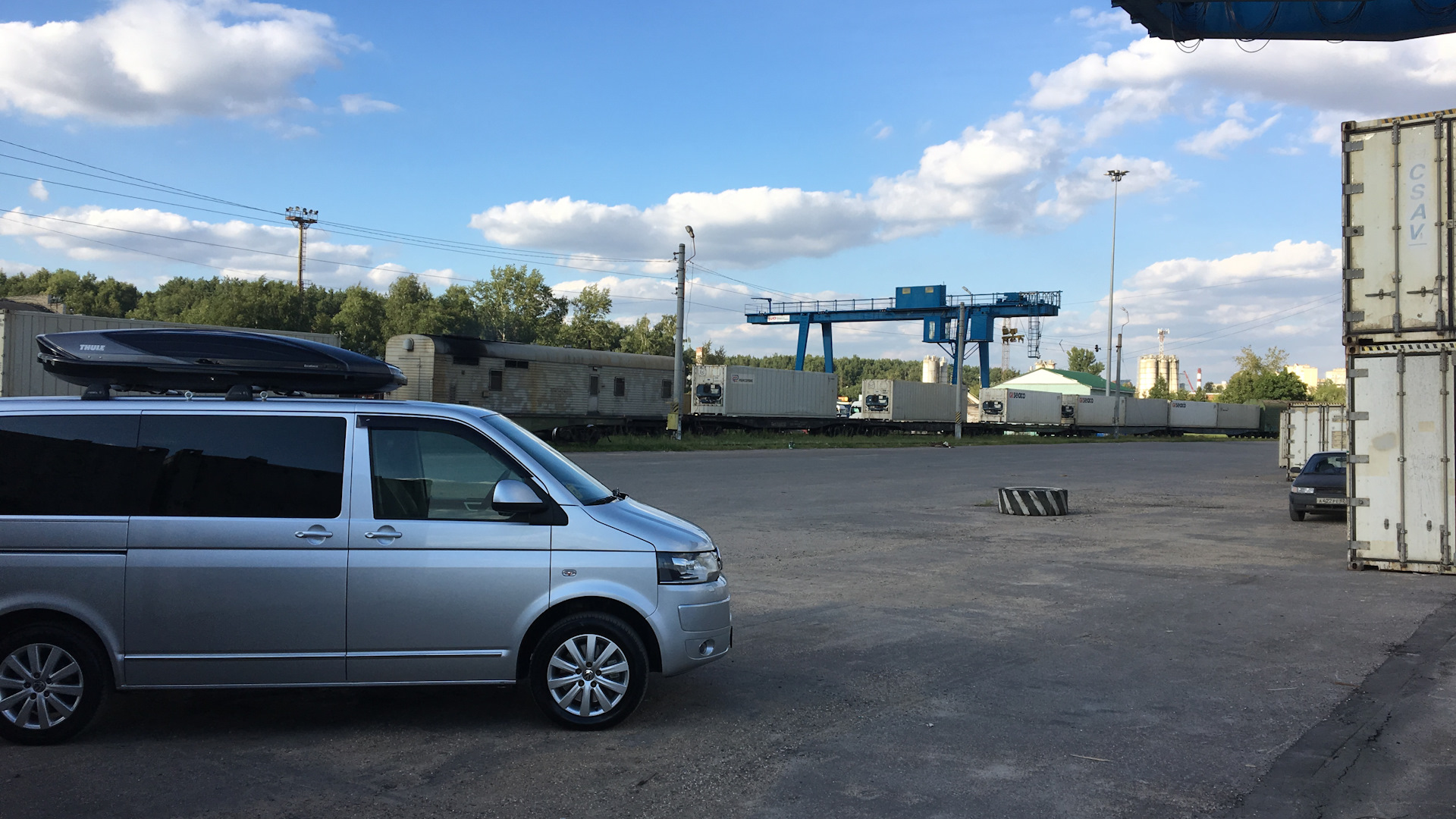 Продажа Volkswagen Multivan (T5) 2012 (бензин, АКПП) — с историей  обслуживания — DRIVE2.RU