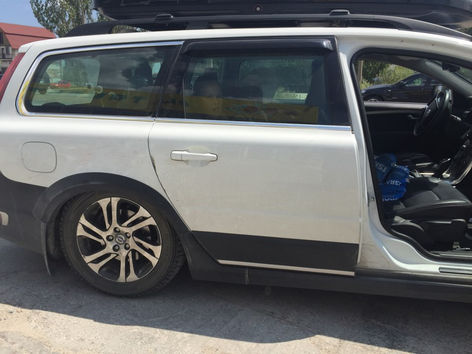 Фото в бортжурнале Volvo XC70 III