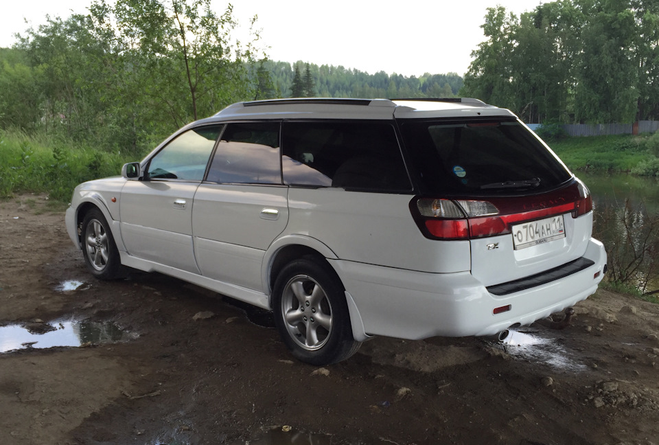 Отличие subaru legacy от subaru legacy lancaster