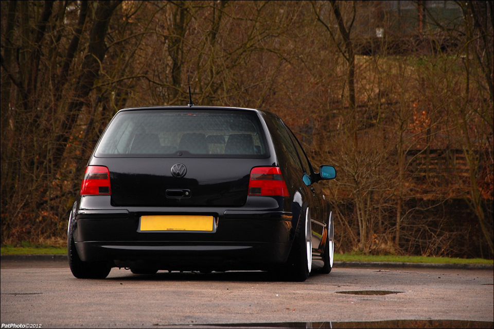 Volkswagen Golf 4 stance