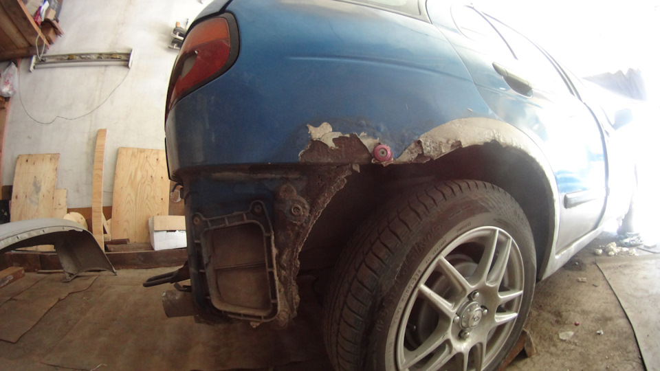 Ремонт арок стекловолокном — Nissan Pulsar (N15), 1,5 л, 1996 года ...