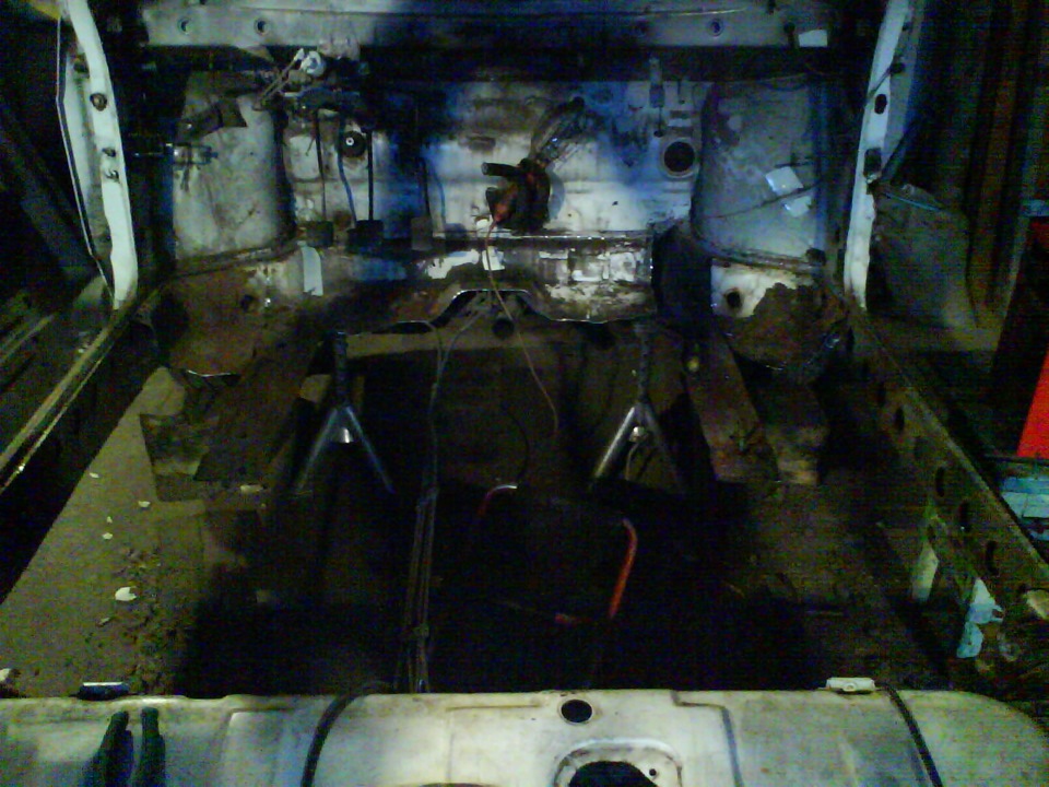 Сорвало днище — Lada 21083, 1,5 л, 1996 года | своими руками | DRIVE2