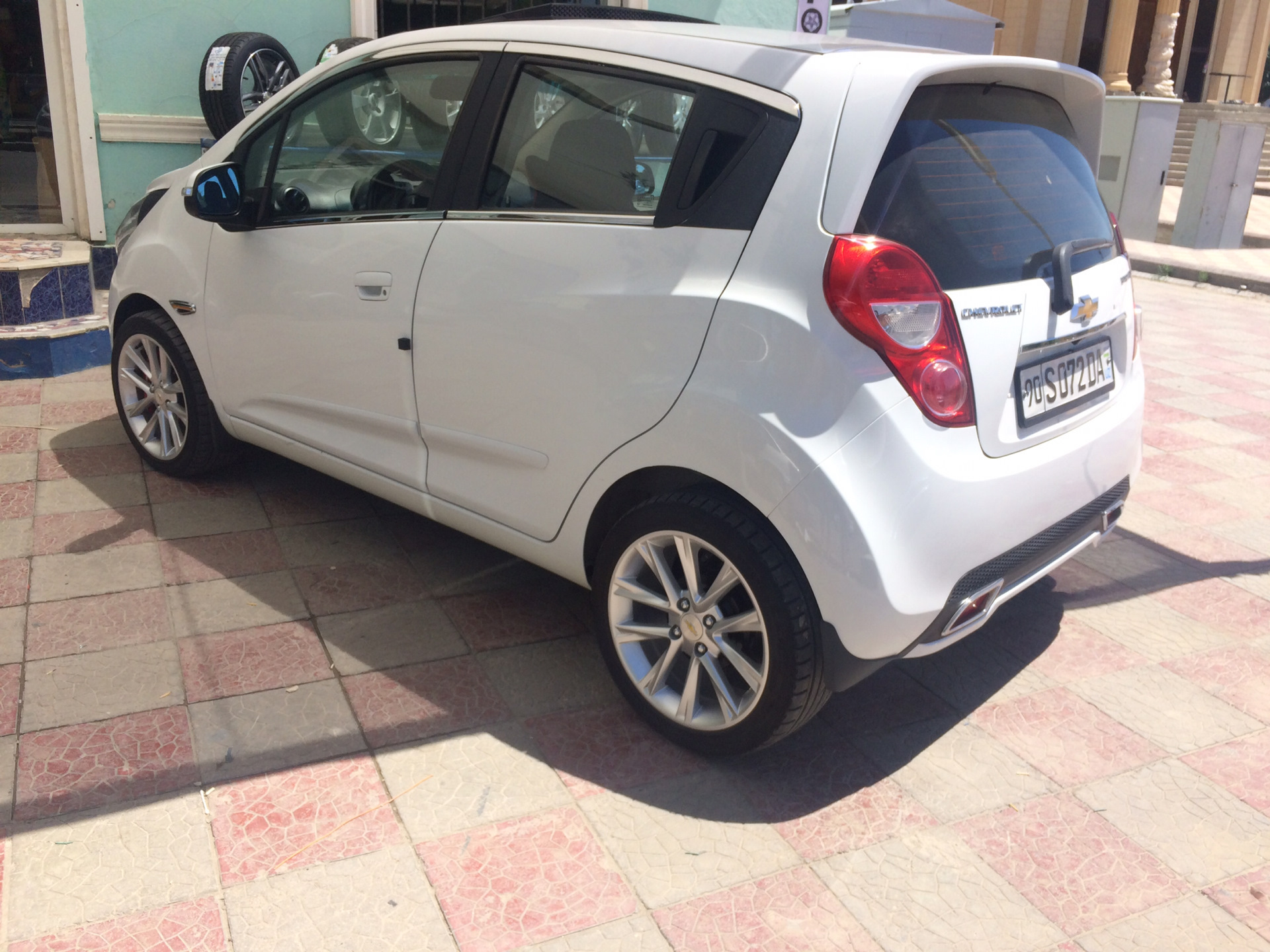 Спарк 128 купить. Chevrolet Spark 165/60 r15. Chevrolet Spark r15. Спарк r17 диска. Спарк 15 диска.