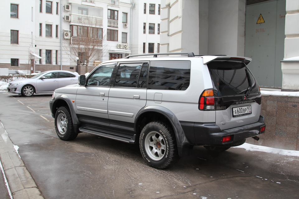 Mitsubishi pajero sport 1998. Мицубиси паджеро 2002. Pajero sport 2002. Mitsubishi pajero sport 2002. Mitsubishi montero sport 2002 года.