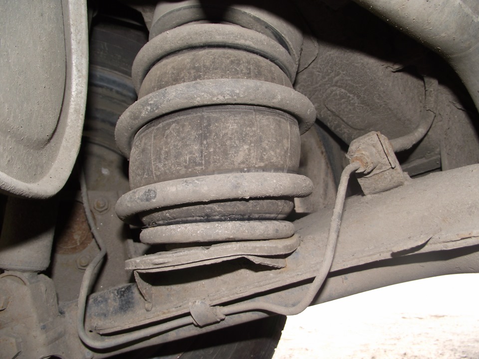 "Пневмоподушки" в задние пружини — Daewoo Lanos, 1,5 л, 2008 года ...