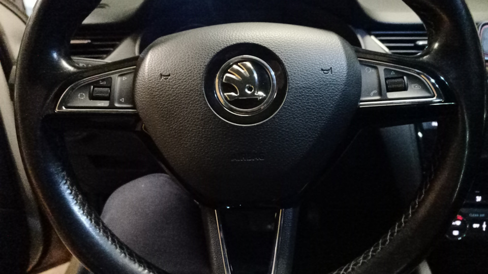 Мультируль руль. Кнопки руля Октавия а7 — DRIVE2