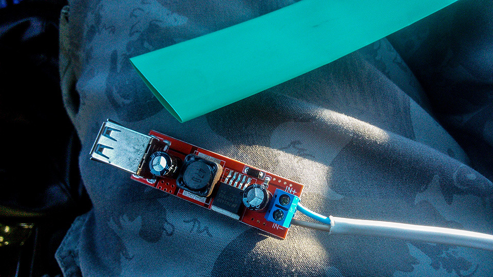 Usb розетка в машину вместо штатной заглушки