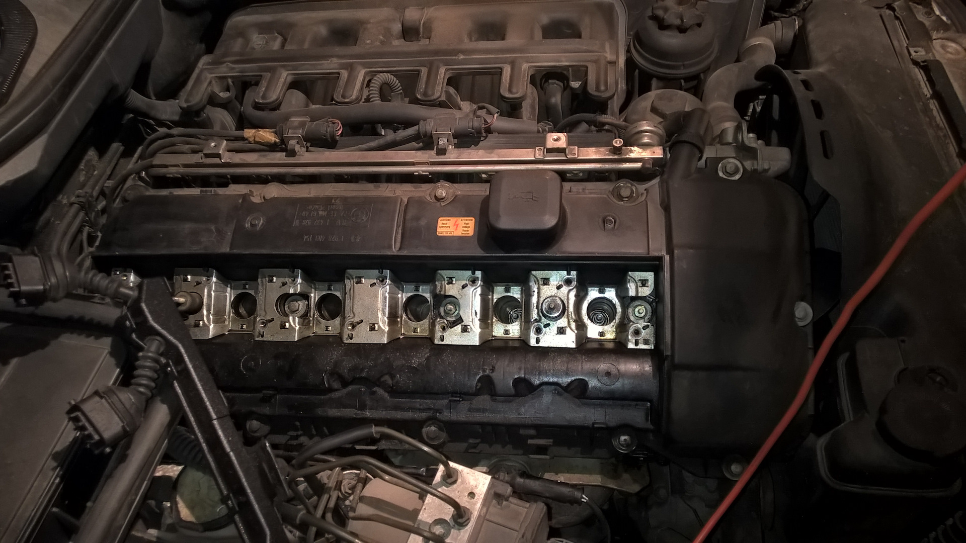 прокладка клапанной крышки bmw е39 м52. прокладка клапанной крышки бмв е39 м52. прокладка клапанной крышки m50. прокладка клапанной крышки бмв е90. шпилька головки клапанной крышки bmw m52.