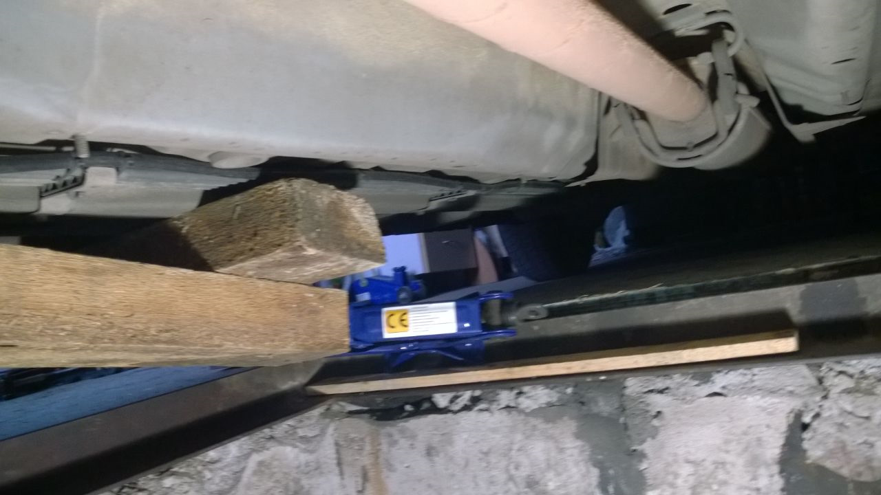 Замена заднего сайлентблока (на ланьке одноклубника) — Daewoo Lanos, 1 ...