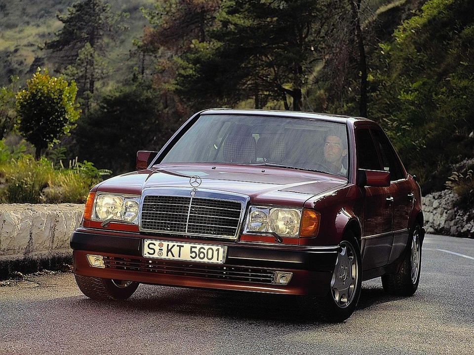 Mercedes benz w124 фото