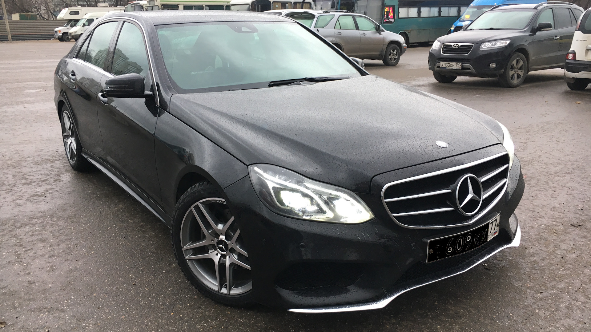 W212 amg пакет. 8 11 год. Мерседес е200 фото 2010. Мерс 212 3 литра. 2ешки 212 кузов.