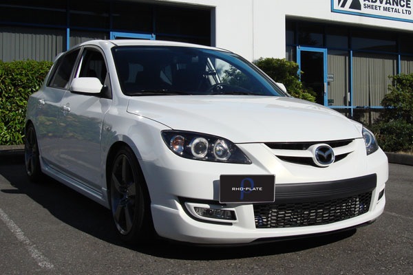 Подиум под номерной знак . — Mazda 3 (1G) BK, 2 л, 2008 года | стайлинг ...