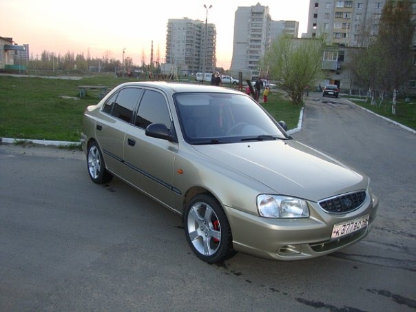 Russian accent. Hyundai Accent 2007 на 16 дисках. Хендай акцент 8 года.