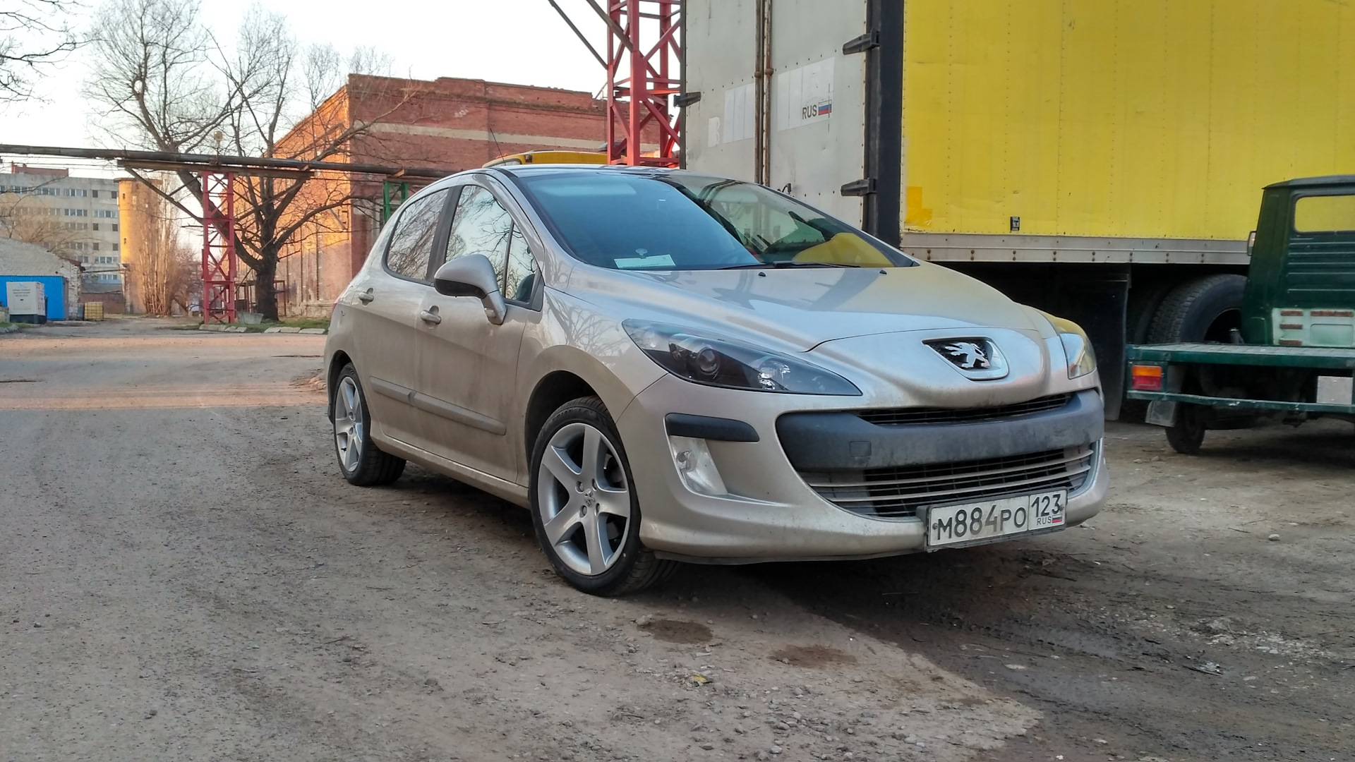 Peugeot 308 (1G) 1.6 бензиновый 2009 | 🇨🇵🦁 на DRIVE2