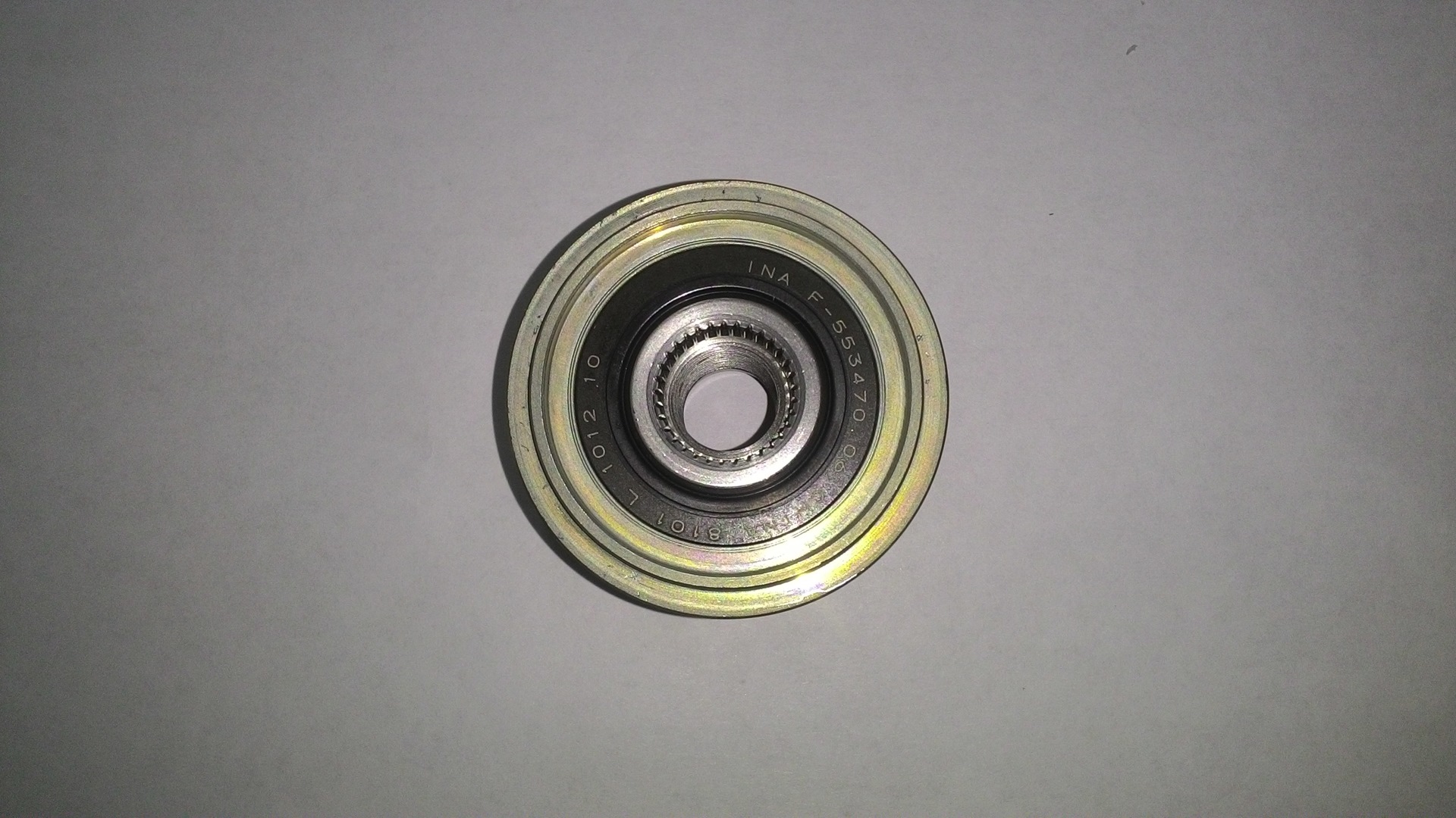 Обгонная муфта генератора двигателя 2az fe. 0 tfsi. Обгонная муфта 01m. Обгонная муфта генератора ваз. Обгонная муфта солярис.