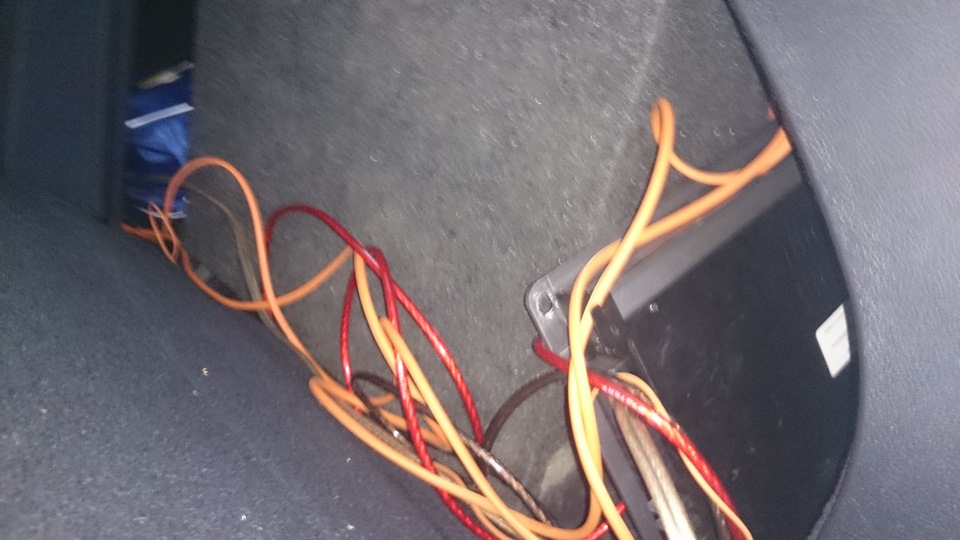 Установка сабвуфера — Hyundai Solaris, 1,6 л, 2014 года | автозвук | DRIVE2