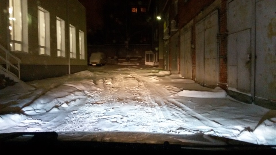 Ксенон в противотуманках — Lada Гранта, 1,6 л, 2012 года | стайлинг ...