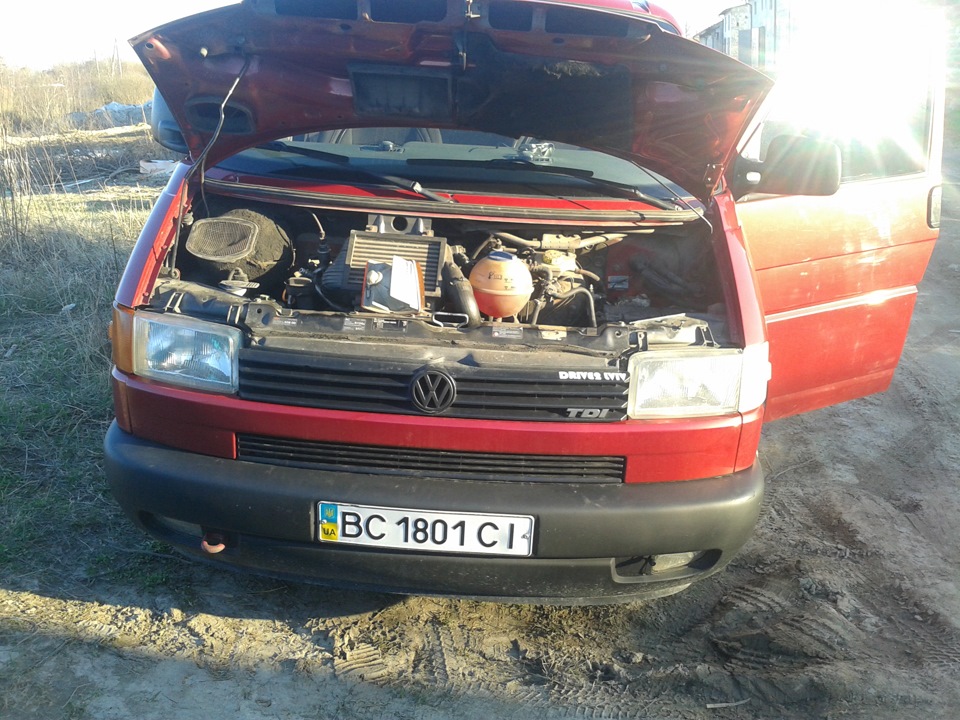 = Новые передние указатели поворотов = — Volkswagen Transporter T4, 2,5 ...