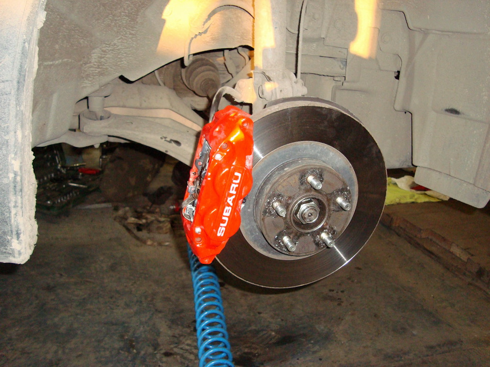 Новые 4 pot суппорта — Subaru Outback (BP)