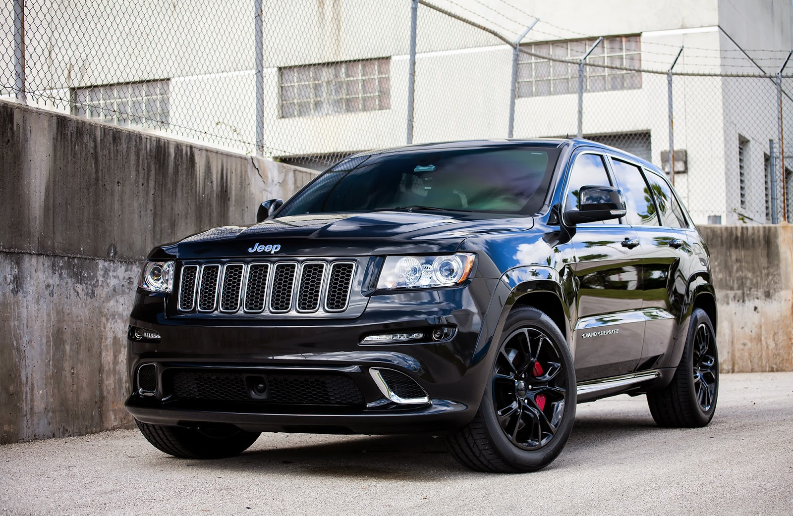 Jeep Grand Cherokee srt8 2019