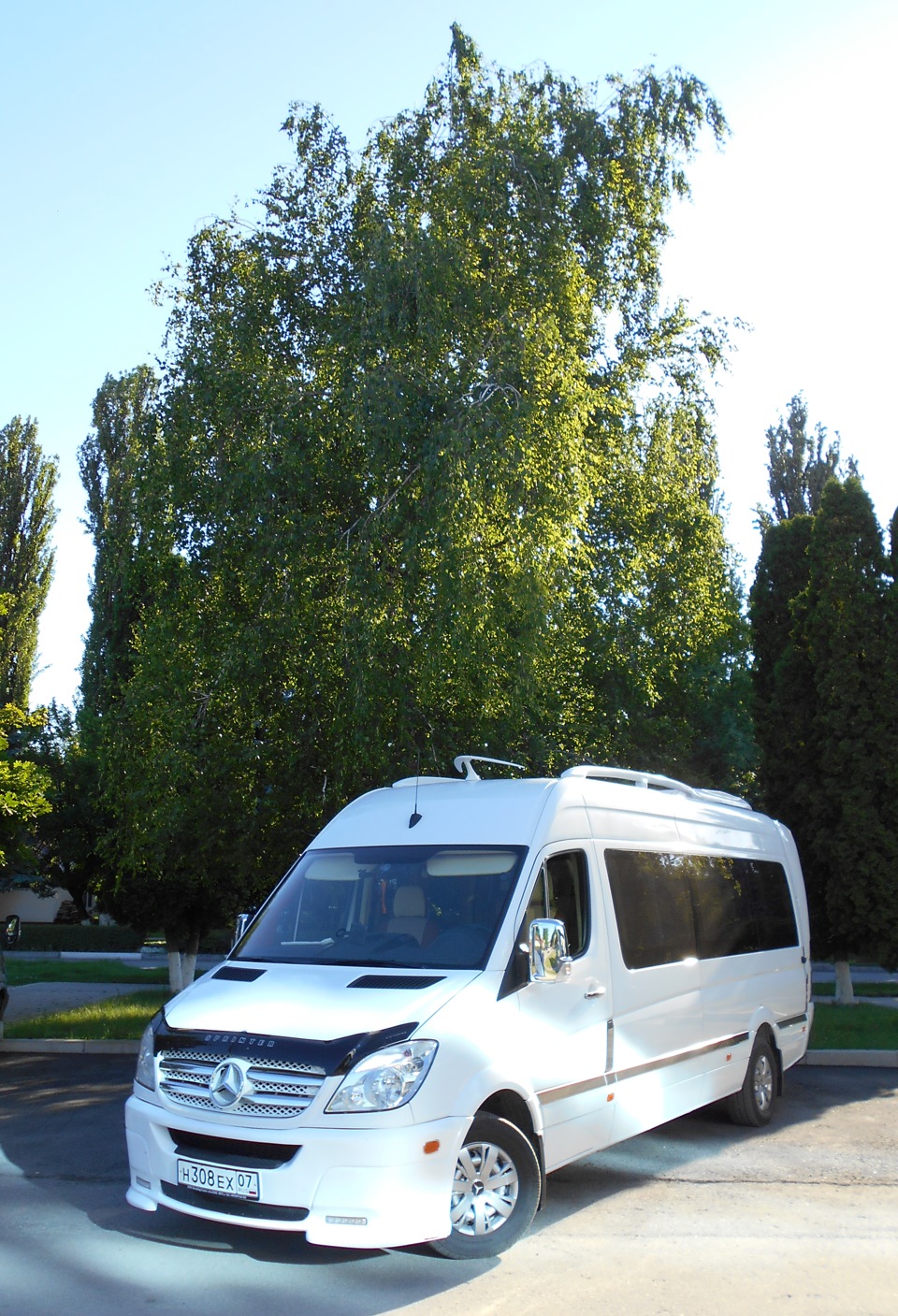 Пассажирские перевозки на мерседесе до 17 человек — Mercedes-Benz Sprinter  (2G), 2009 года | тюнинг | DRIVE2