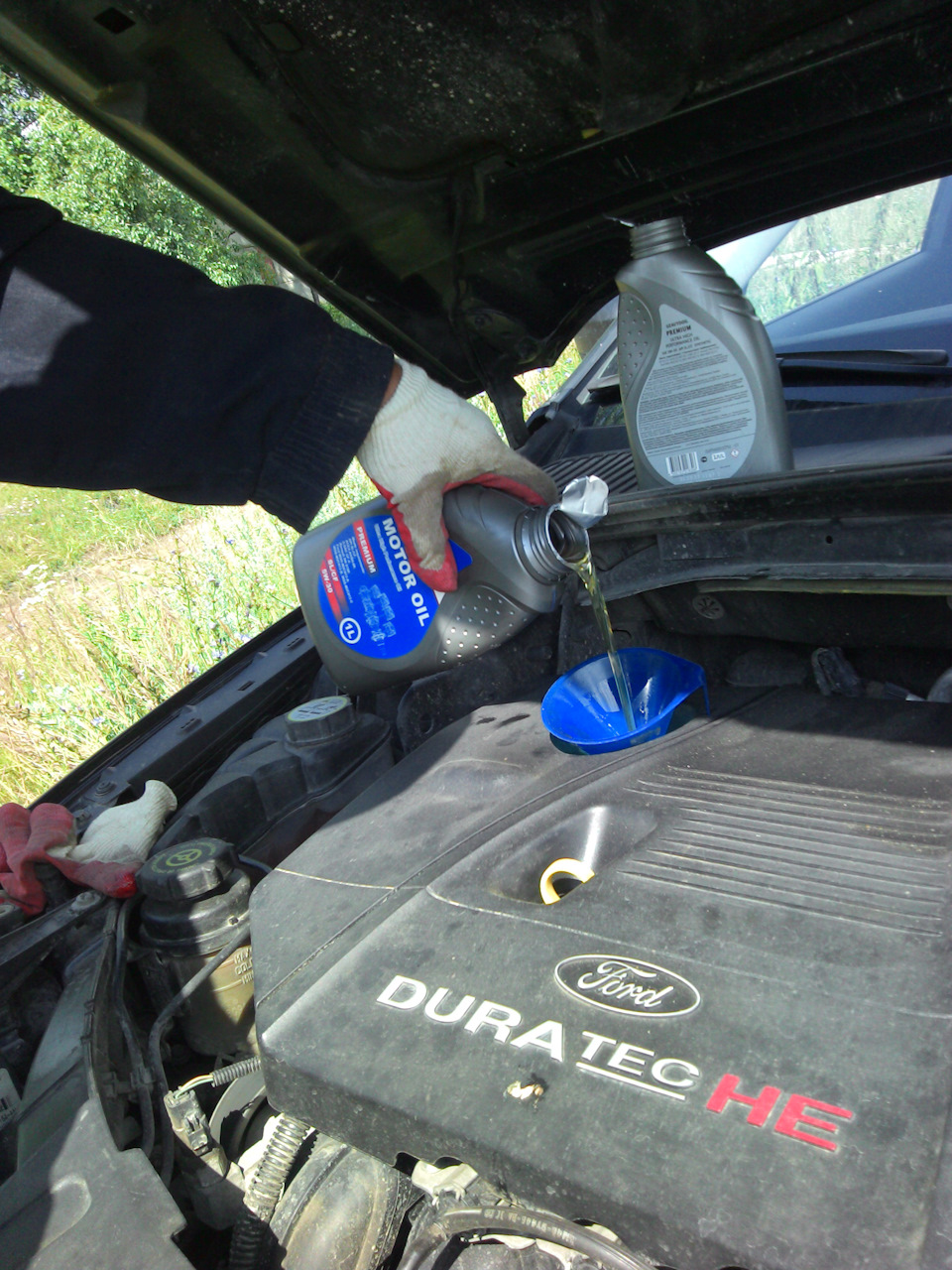 Photo from the logbook Ford Mondeo IV