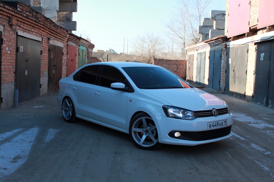 Volkswagen Polo 2014 диски