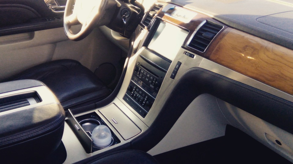 Cadillac Escalade PLATINUM