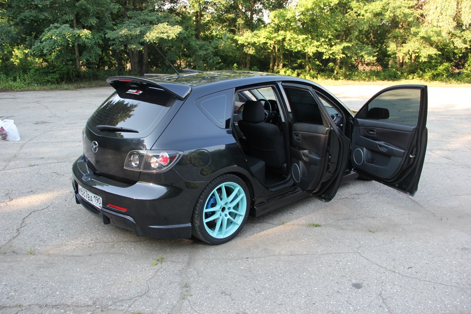 Mazda 3 MPS Black Tuning