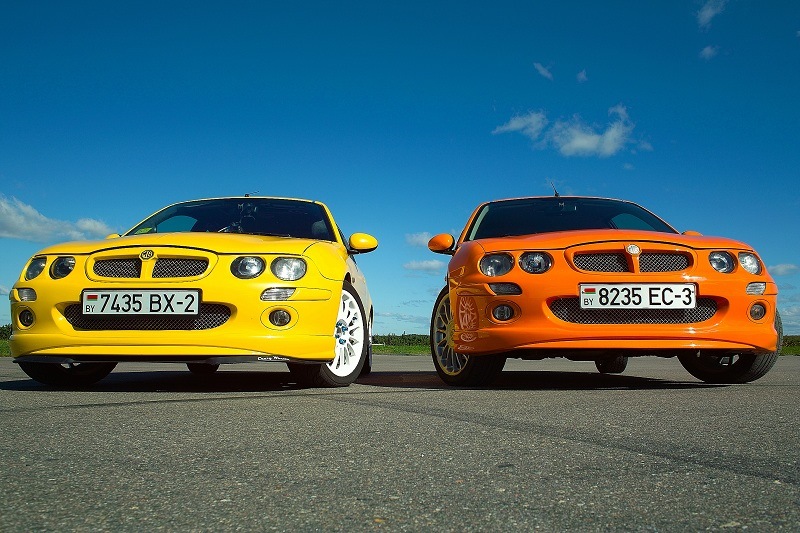 Rover MG ZR. MG ZR.