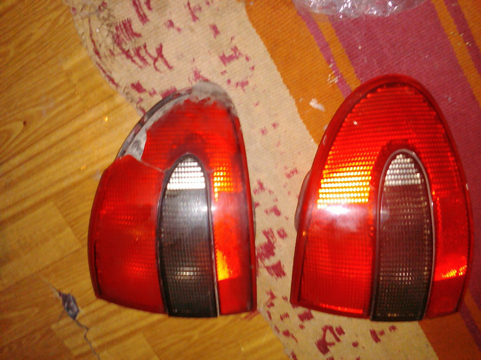 Замена задней фары — ГАЗ 3110, 2,3 л, 2003 года | кузовной ремонт | DRIVE2