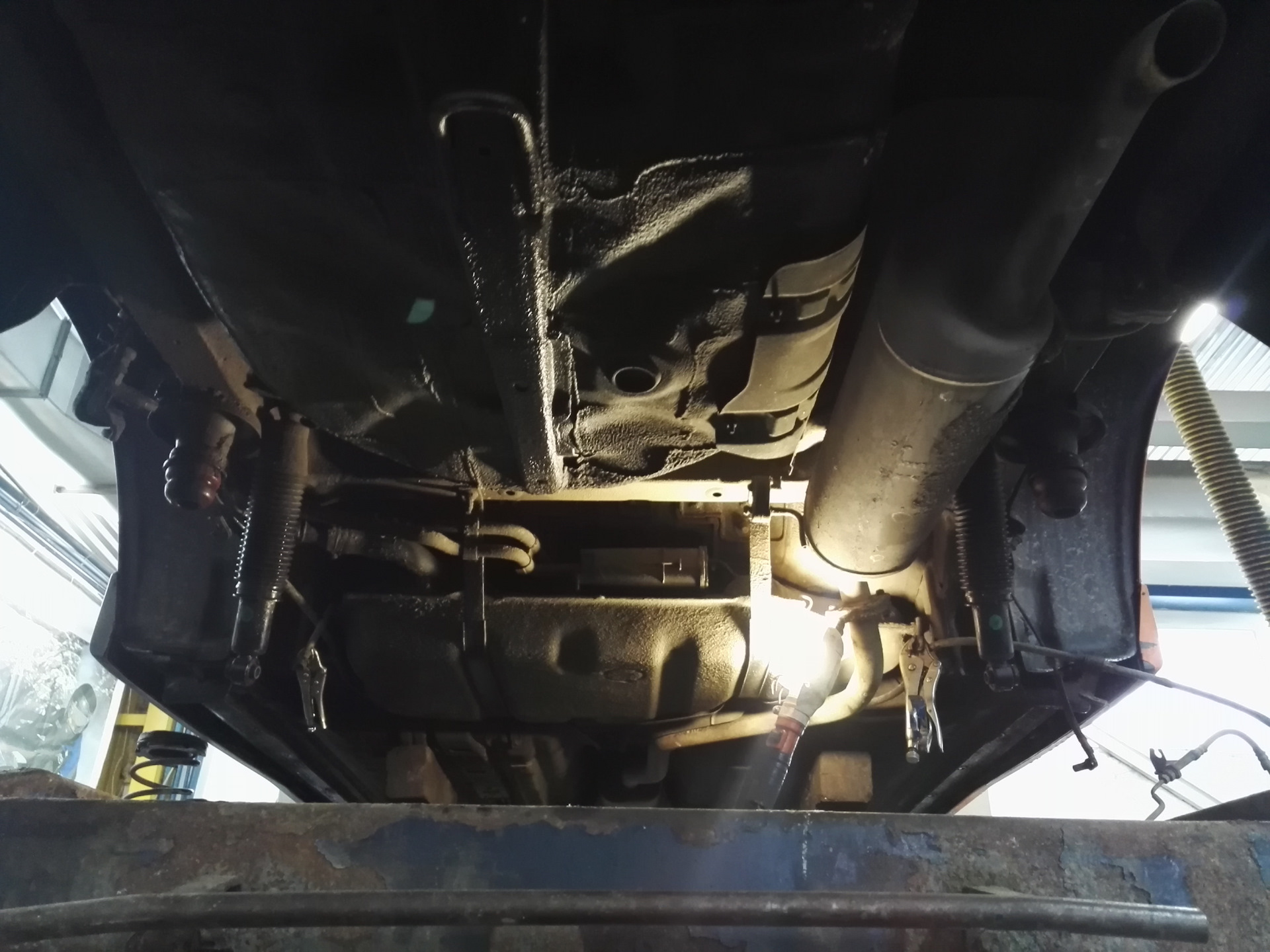 Меняем сайленблоки в круг — KIA Rio (3G), 1,6 л, 2014 года | своими ...