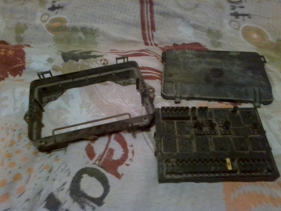 блок предохранителей — Москвич Святогор, 1,7 л, 1999 года | запчасти ...