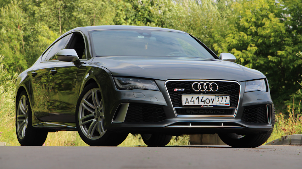 Audi RS7 C7 Audi origen: Alemania año:2013