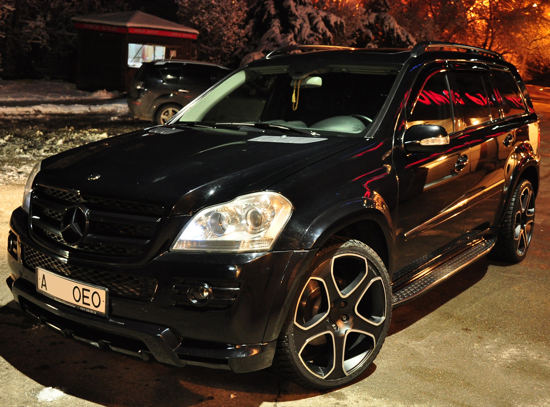 Gl 164. Мерседес gl 164 AMG. Gl x164 r22. Mercedes Benz gl 2007 Tuning. Mercedes-Benz gl-klasse 2007.