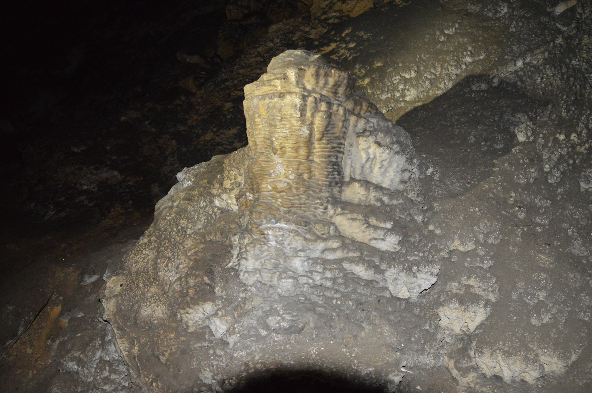 Бородинская пещера Хакасия экскурсия