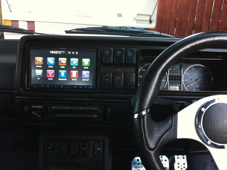 Мужики, ставил ли кто цифровую приборку на гольф 2 или джетту 2 ...