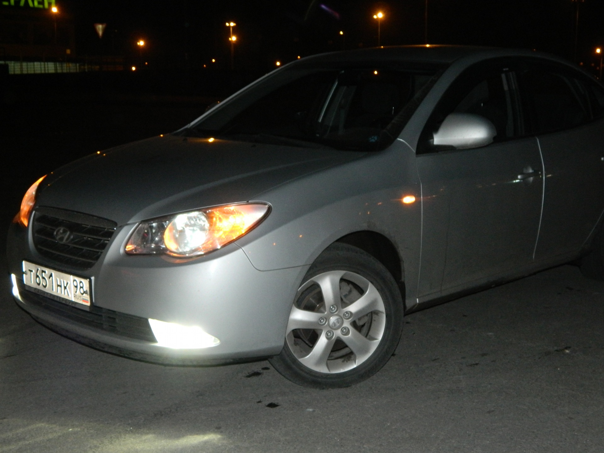 замена ламп в противотуманках — Hyundai Elantra (4G), 1,6 л, 2007 года ...