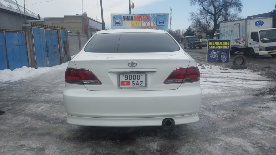 Убрал шильдики с багажника ) — Toyota Windom (30), 3 л, 2005 года ...