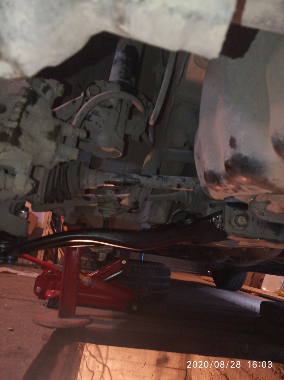 Рычаг на месте. — Toyota Funcargo