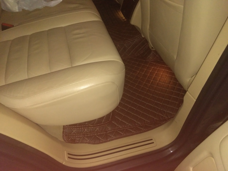 Фото в бортжурнале Volkswagen Touareg (1G)